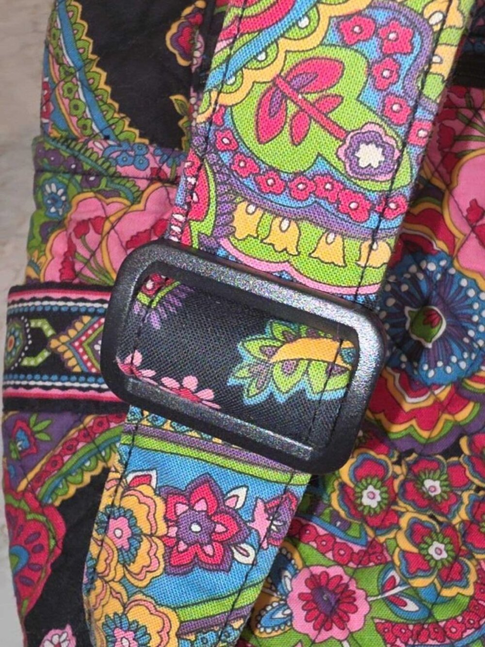 Vera Bradley Multicolor Floral Quilted Backpack w/Bonus UD Holder 17x14", EUC - Picture 12 of 16
